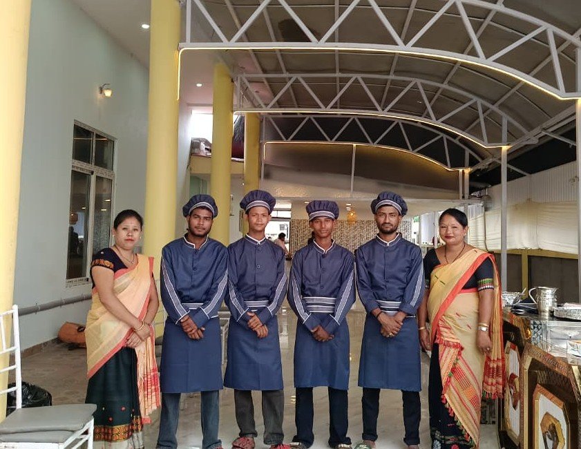 Staff 1